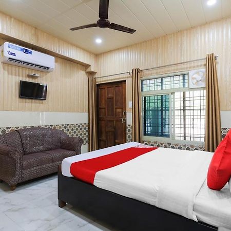 Hotel Chitrarth & Party Lawn Haldwāni Exterior foto